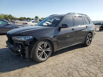 2022 BMW X7 5UXCW2C02N9M89814