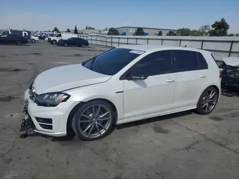 2017 Volkswagen Golf R WVWVF7AUXHW142105