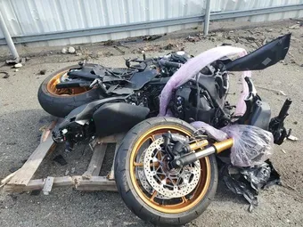 2021 Suzuki GSXR1000 JS1DM11H0M7100462