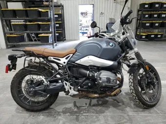 2019 BMW R-Series WB10J3300KZ794987