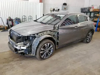 2017 Infiniti QX30 SJKCH5CR0HA035279