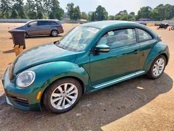 2017 Volkswagen Beetle 3VWF17AT6HM624707