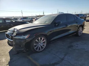 2019 Volvo S60 7JR102FK7KG001716