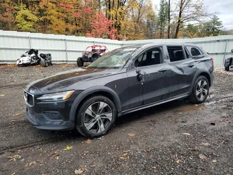 2020 Volvo V60 Cross Country YV4102WK3L1047236