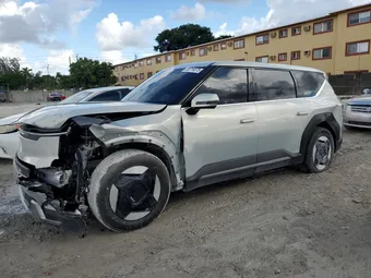 2024 Kia EV9 KNDAA5S29R6020898