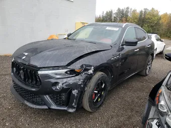 2022 Maserati Levante ZN661YUM8NX407127
