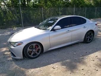2017 Alfa Romeo Giulia ZARFAEBN6H7551510