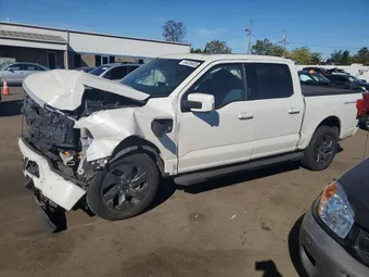 2022 Ford F-150 Lightning 1FT6W1EV4NWG01421