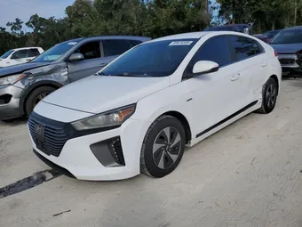 2017 Hyundai Ioniq KMHC75LC9HU056093