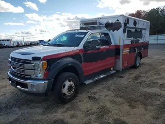 2017 Ford F550 1FD0X5HT9HEC82141