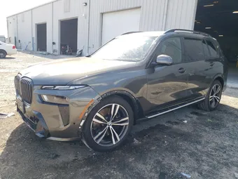 2023 BMW X7 5UX23EM03P9P36426