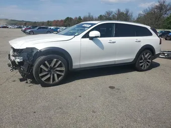 2022 Volvo V90 Cross Country YV4062NL7N1144141