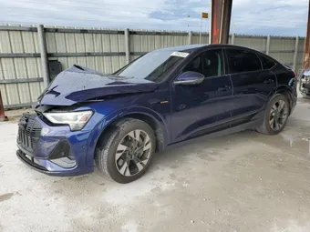 2021 Audi e-tron WA12AAGE8MB012026