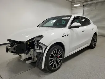 2023 Maserati Grecale ZN682AVA6P7432371
