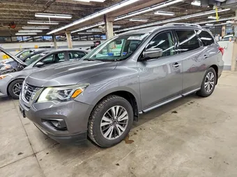 2017 Nissan Pathfinder 5N1DR2MM0HC689026