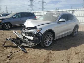 2018 Alfa Romeo Stelvio ZASFAKBN0J7B94007