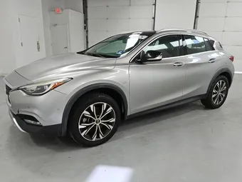 2017 Infiniti QX30 SJKCH5CR6HA026022