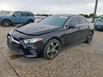 2022 Mercedes-Benz A-Class W1K3G4FB5NJ356069