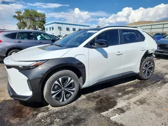 2025 Toyota bZ4X JTMABACA0SA096024