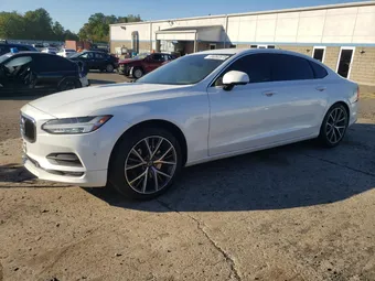 2018 Volvo S90 LVY982MK7JP032050