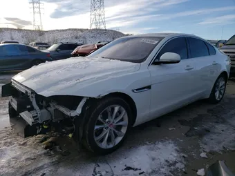 2018 Jaguar XF SAJBD4FX5JCY55397