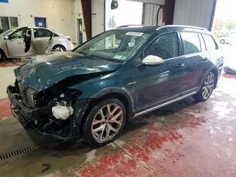 2019 Volkswagen Golf 3VWH17AU7KM515875