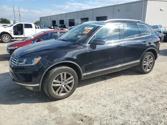 2015 Volkswagen Touareg WVGEP9BP9FD002973