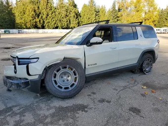 2025 Rivian R1S 7PDSGCBA0SN070866