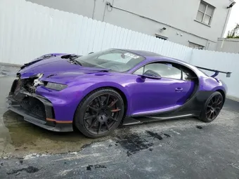 2021 Bugatti Chiron PUR VF9SC3V34MM795021