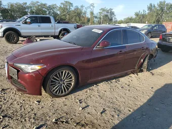 2017 Alfa Romeo Giulia ZARFAEEN4H7557351