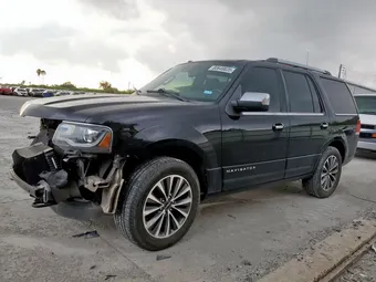 2016 Lincoln Navigator 5LMJJ2HT8GEL03559