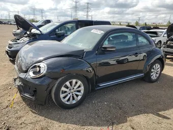 2019 Volkswagen Beetle 3VWFD7AT3KM717859