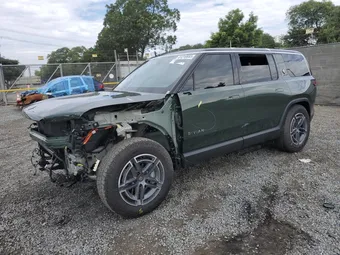 2025 Rivian R1S 7PDSGBBA3SN047964