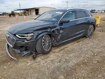 2019 Audi e-tron WA1VABGE1KB009596