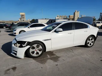 2017 Jaguar XE SAJAR4BG2HA976185