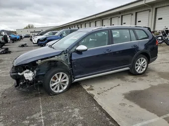 2017 Volkswagen Golf 3VWH17AU6HM509882