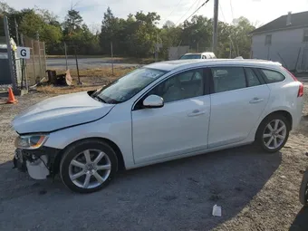 2017 Volvo V60 YV140MEM2H1351240