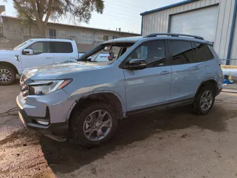 2024 Honda Passport 5FNYF8H68RB009844