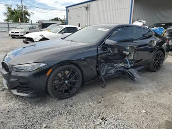 2023 BMW 8ER WBAGV8C02PCL57423
