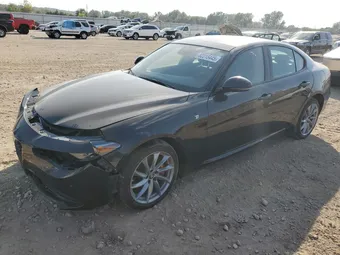 2022 Alfa Romeo Giulia ZARFANBN4N7662231