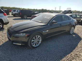 2017 Jaguar XF SAJBD4BN5HCY32331