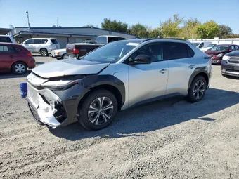 2025 Toyota bZ4X JTMAAAAAXSA068205