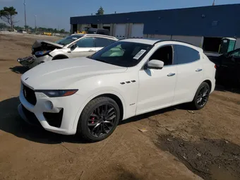 2019 Maserati Levante ZN661YUS4KX328354
