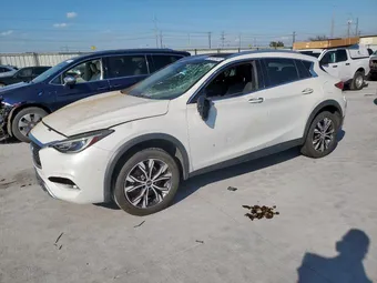 2017 Infiniti QX30 SJKCH5CR0HA015579