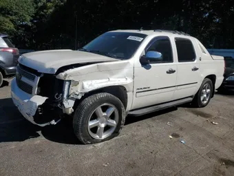 2013 Chevrolet Avalanche 3GNTKGE72DG115407