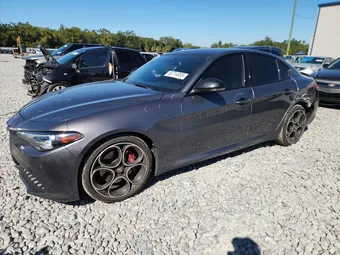 2022 Alfa Romeo Giulia ZARFAMBN0N7655366