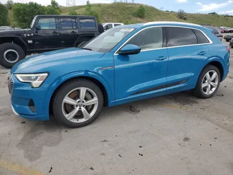 2019 Audi e-tron WA1VABGE1KB016001