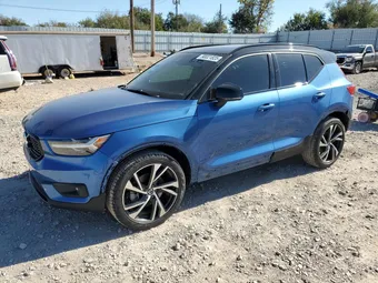 2021 Volvo XC40 YV4162UM9M2483779