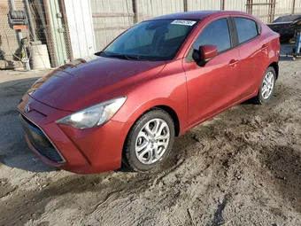 2017 Toyota Yaris 3MYDLBYV7HY180214