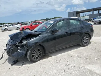 2019 Toyota Yaris 3MYDLBYV9KY505713